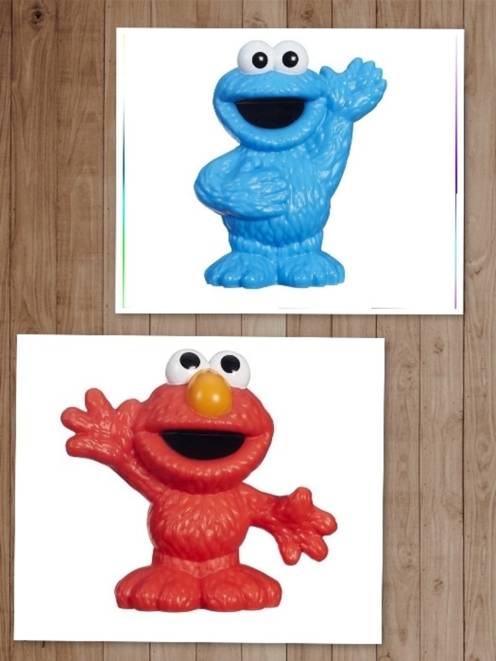 KIds Sesame Street ELMO Mini-Figure Wave 3 inches Tall.Toys / Cake Topper